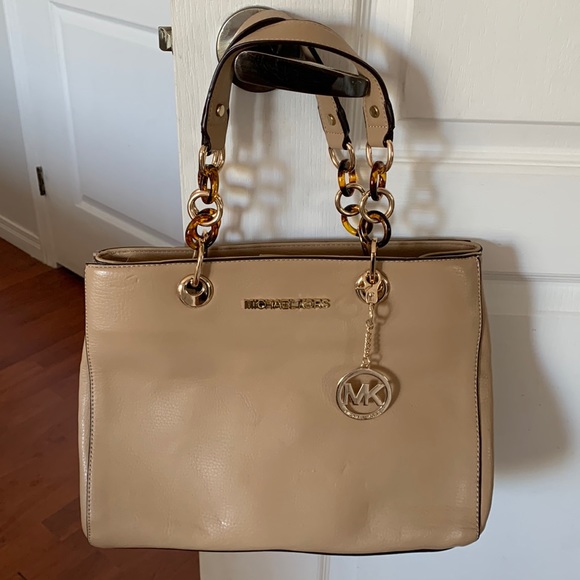 KORS Michael Kors Handbags - Michael Kors hand bag brand new condition